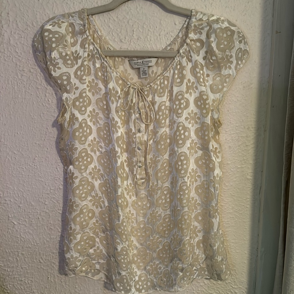 Forth & Towne Vocabulary Sheer Flower Blouse